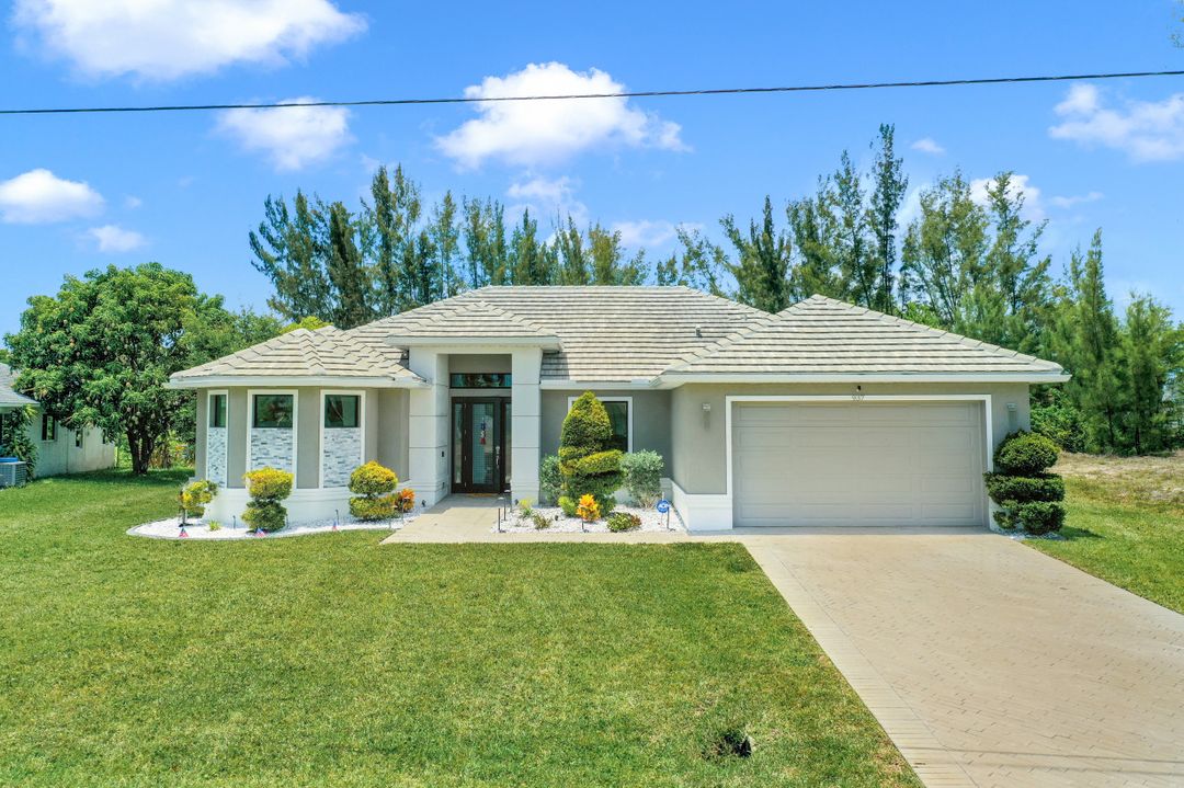 937 SW 28th Terrace, Cape Coral, FL 33914