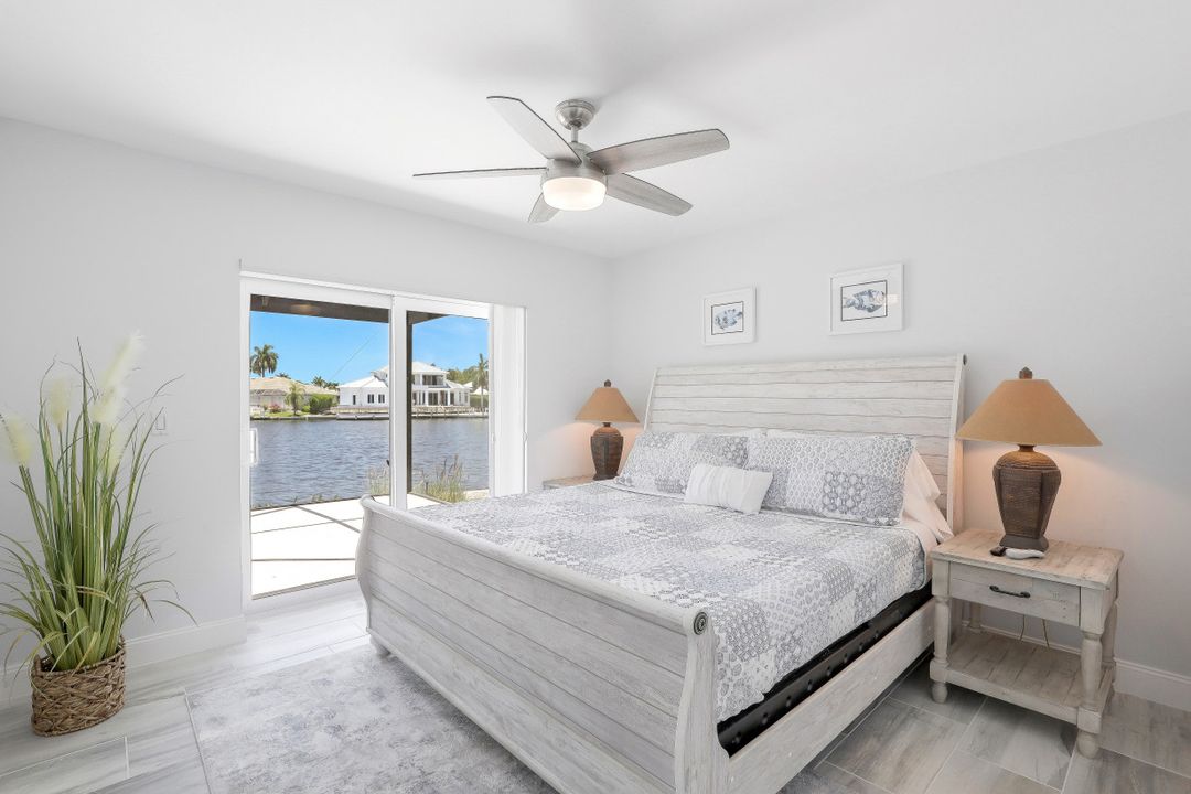 160 S Seas Ct, Marco Island, FL 34145