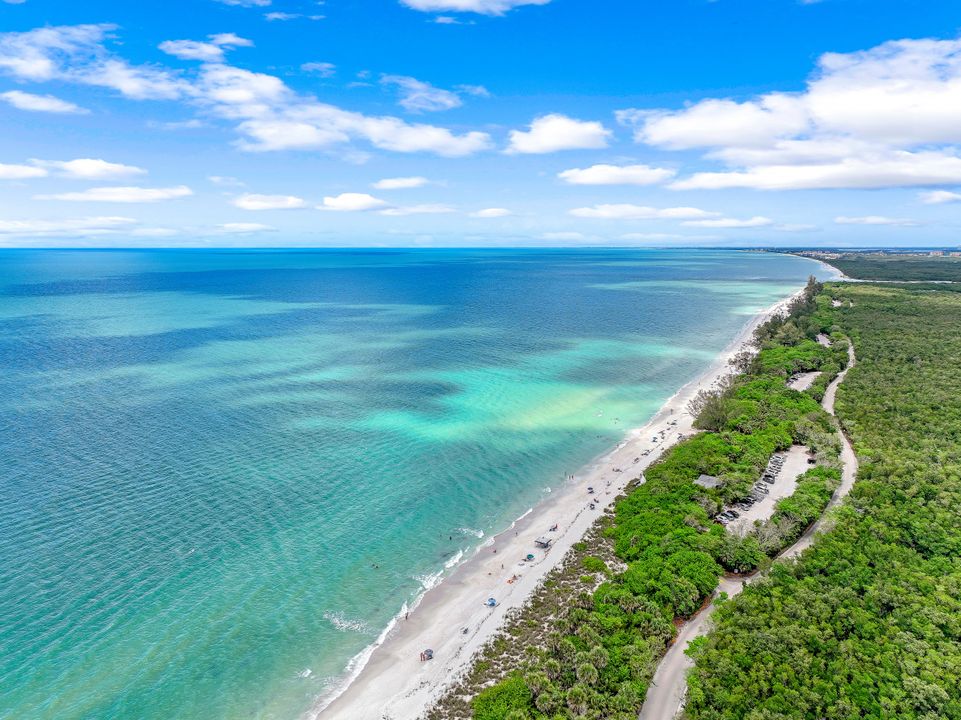 5 Bluebill Ave #606, Naples, FL 34108