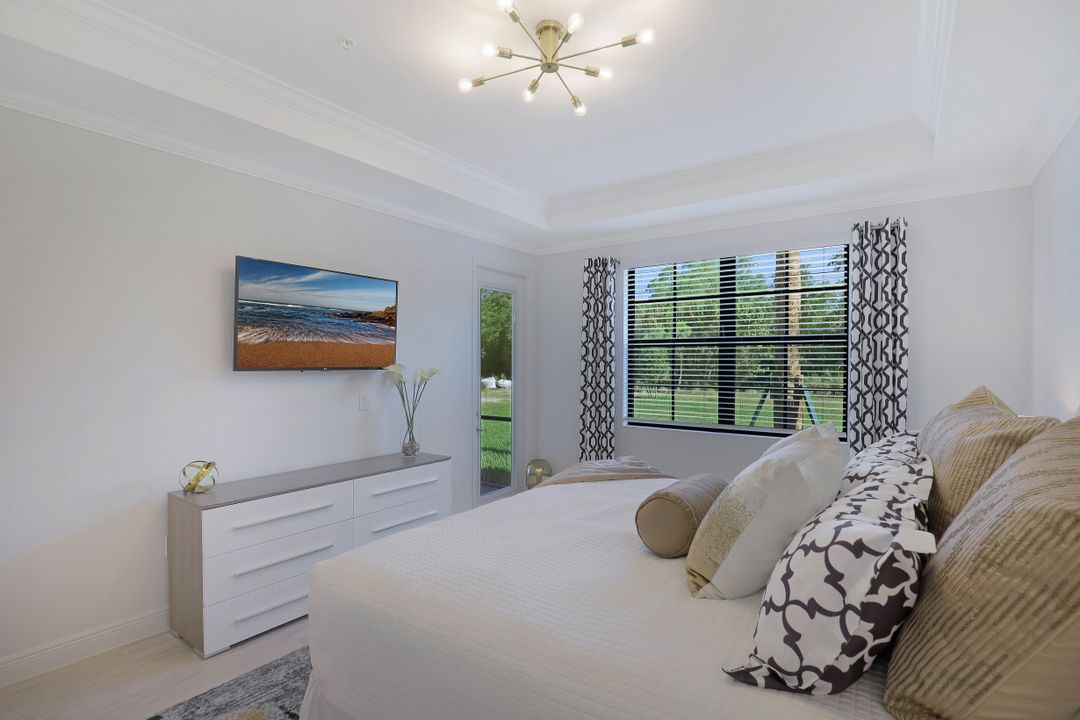 16356 Viansa Way #101, Naples, FL 34110