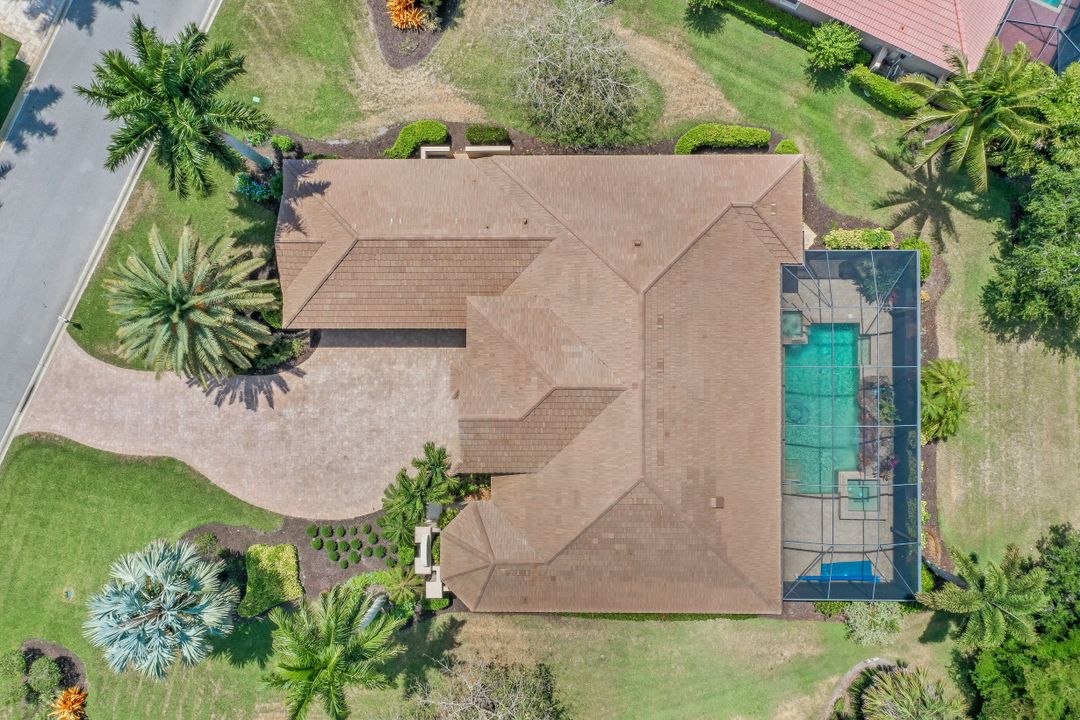 10590 Glen Lakes Dr, Bonita Springs, FL 34135