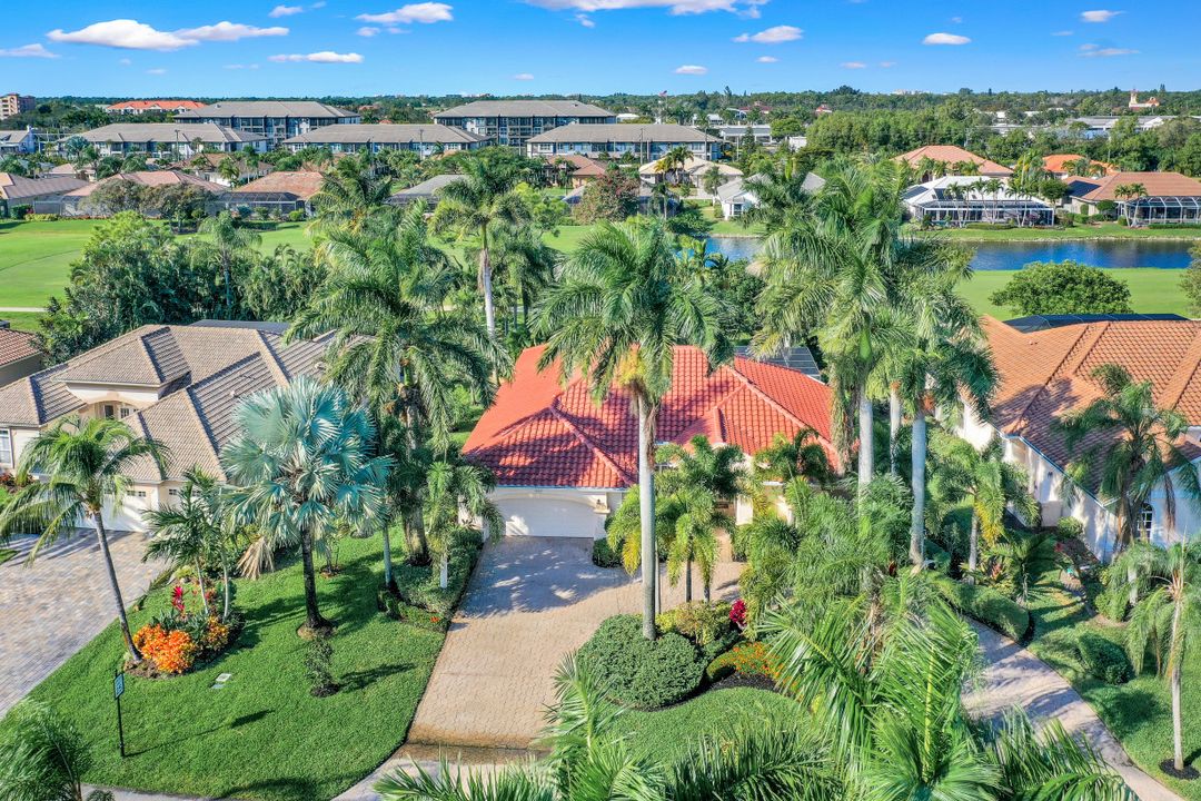 28384 Sombrero Dr, Bonita Springs, FL 34135