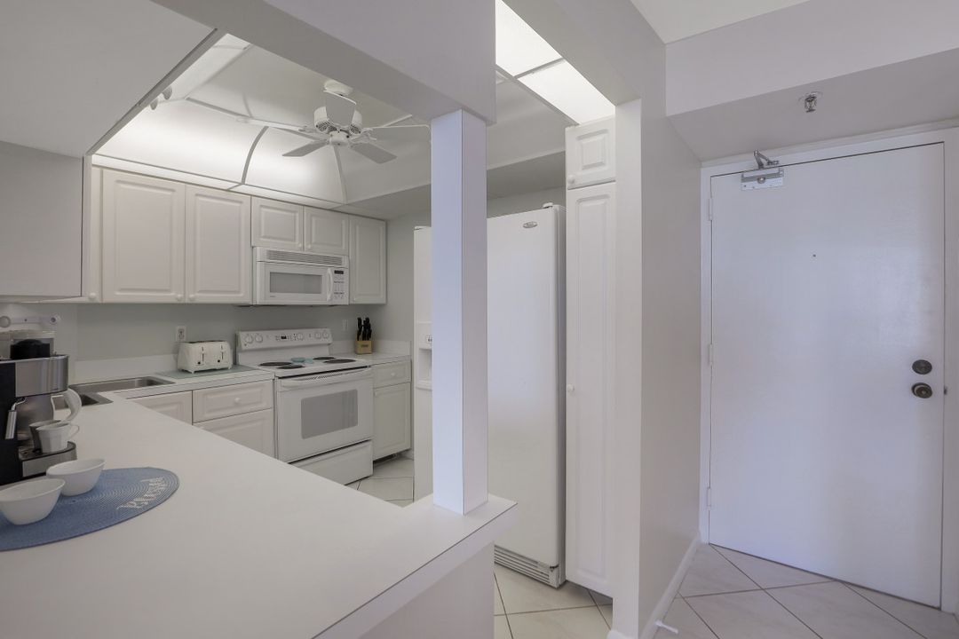 320 Seaview Ct #510, Marco Island, FL 34145