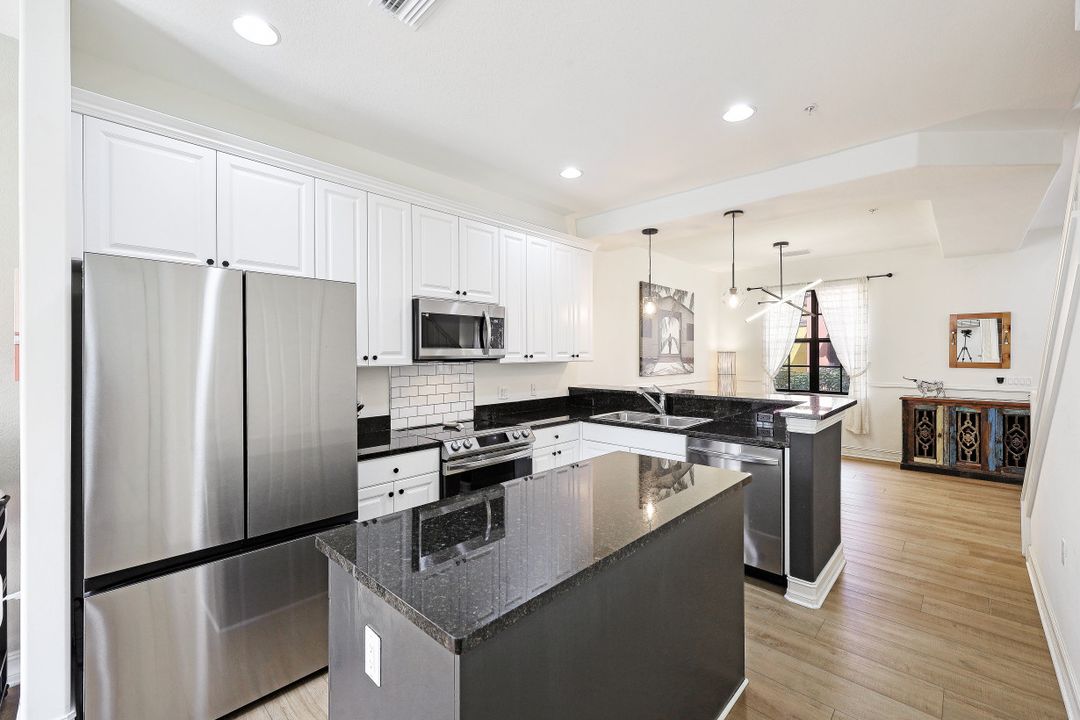 9128 Delano St #89-2, Naples, FL 34113