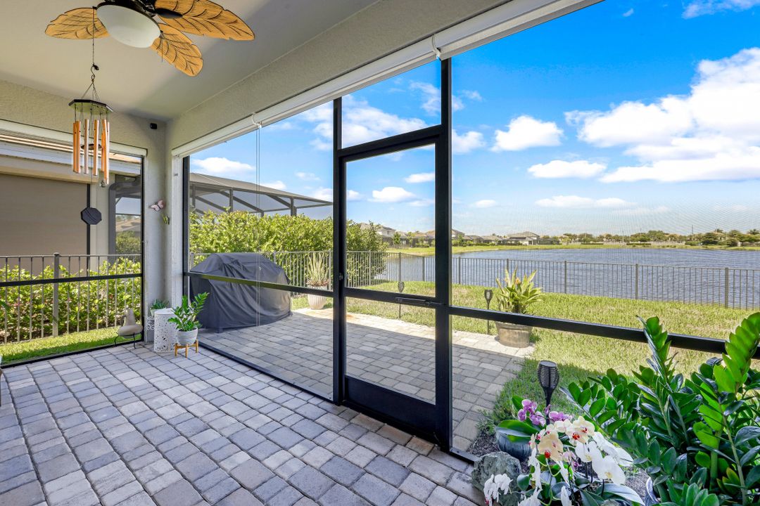 15551 Pascolo Ln, Fort Myers, FL 33908