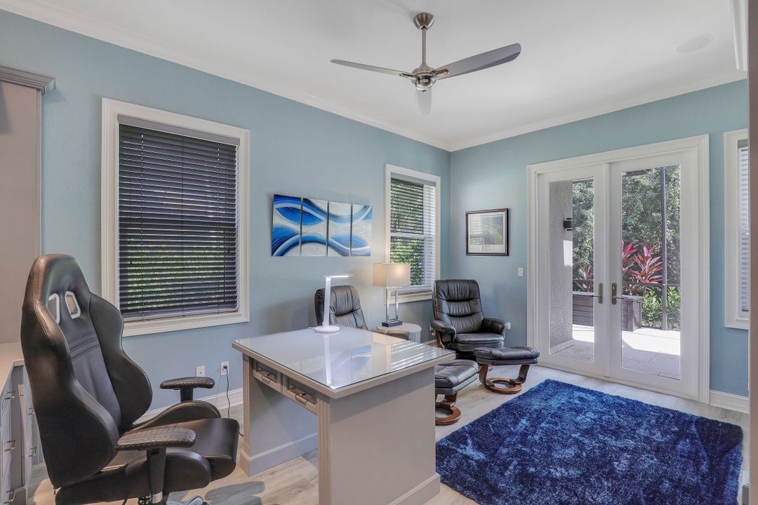 2790 Olde Cypress Dr, Naples, FL 34119