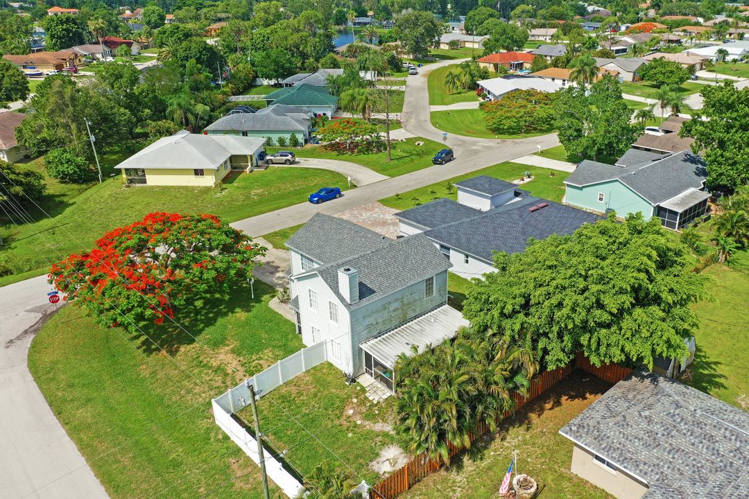 8365 Tahiti Rd, Fort Myers, FL 33967