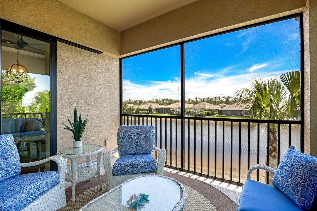 9653 Montelanico Loop, Naples, FL 34119