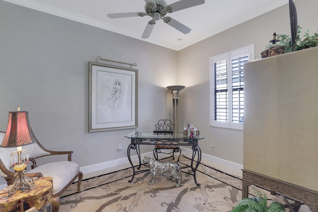 9169 Isla Bella Cir, Bonita Springs, FL 34135