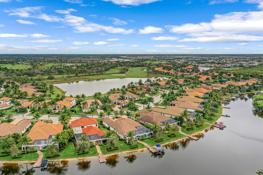 3400 Runaway Ln, Naples, FL 34114