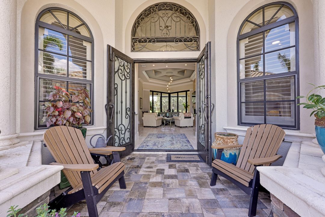 9360 Vittoria Ct, Fort Myers, FL 33912