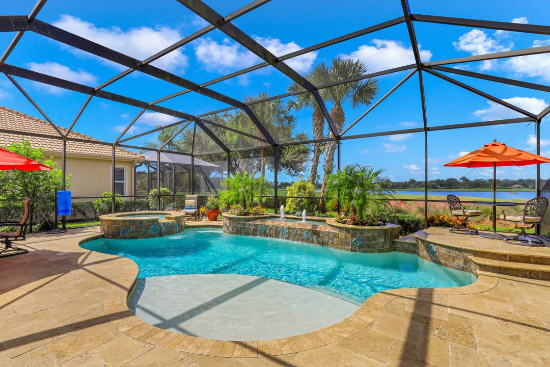 10327 Gator Bay Ct, Naples, FL 34120