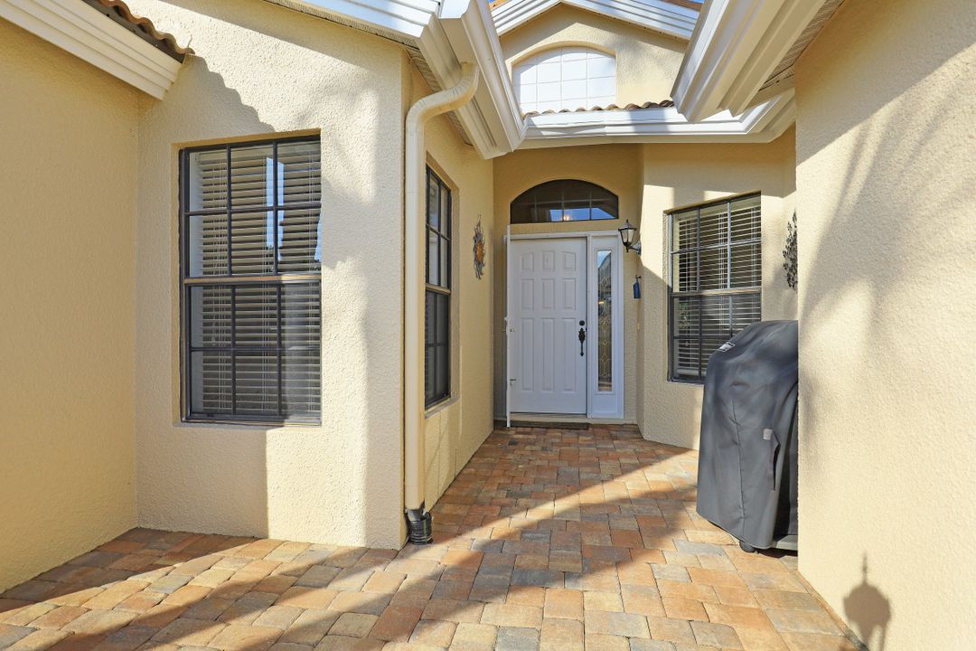 28864 Marsh Elder Ct, Bonita Springs, FL 34135