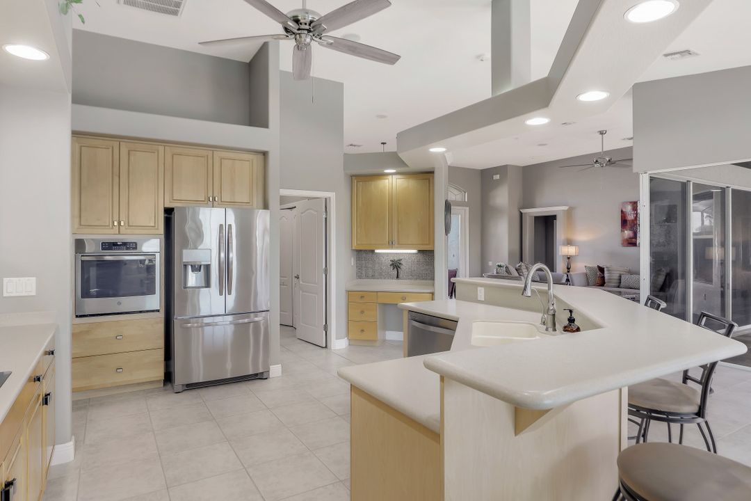 2314 SW 31st Ln, Cape Coral, FL 33914