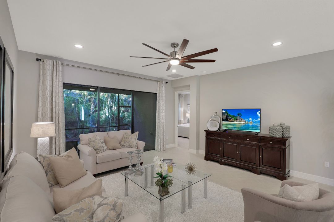 13459 Sumter Ln, Naples, FL 34109