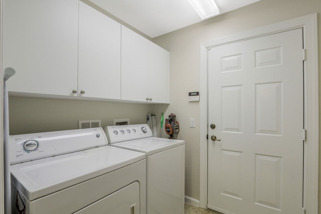 8735 Coastline Ct #102, Naples, FL 34120