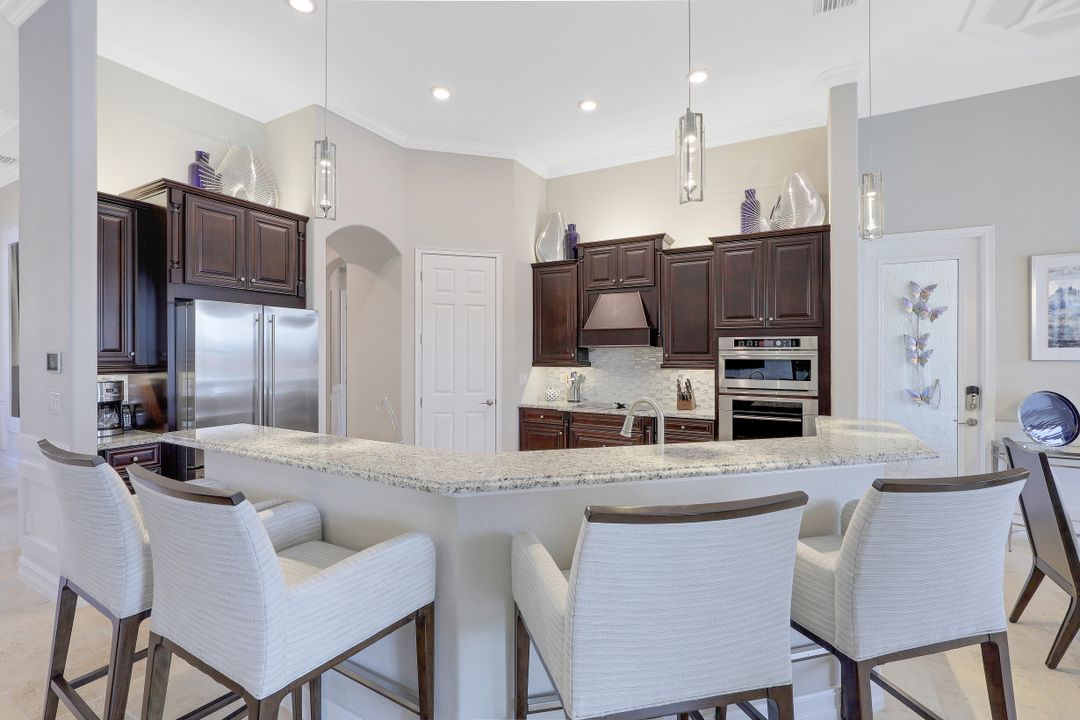 17201 Cherrywood Ct, Bonita Springs, FL 34135