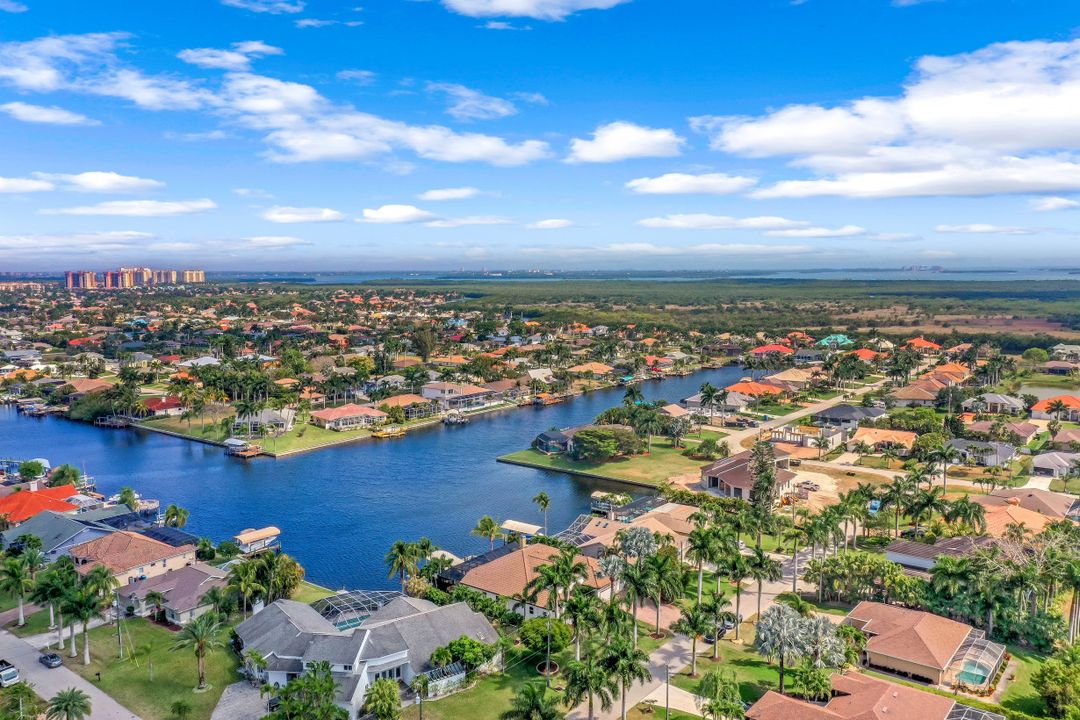 5239 SW 27th Ave, Cape Coral, FL 33914