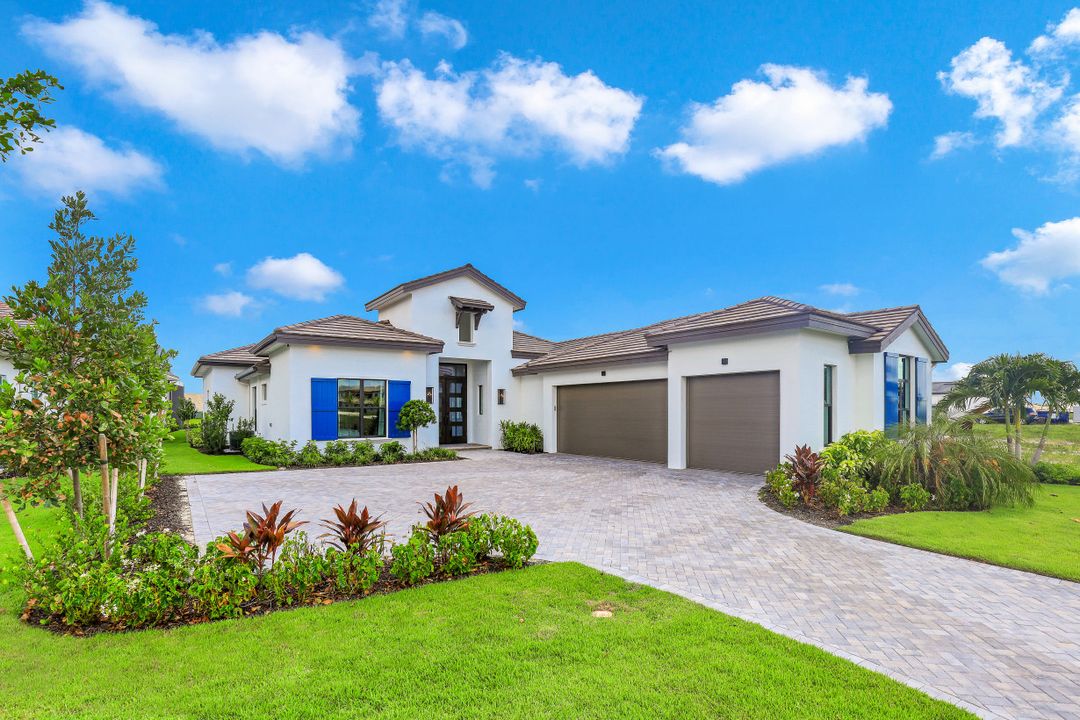 10461 Trevi Isle Way, Miromar Lakes, FL 33913