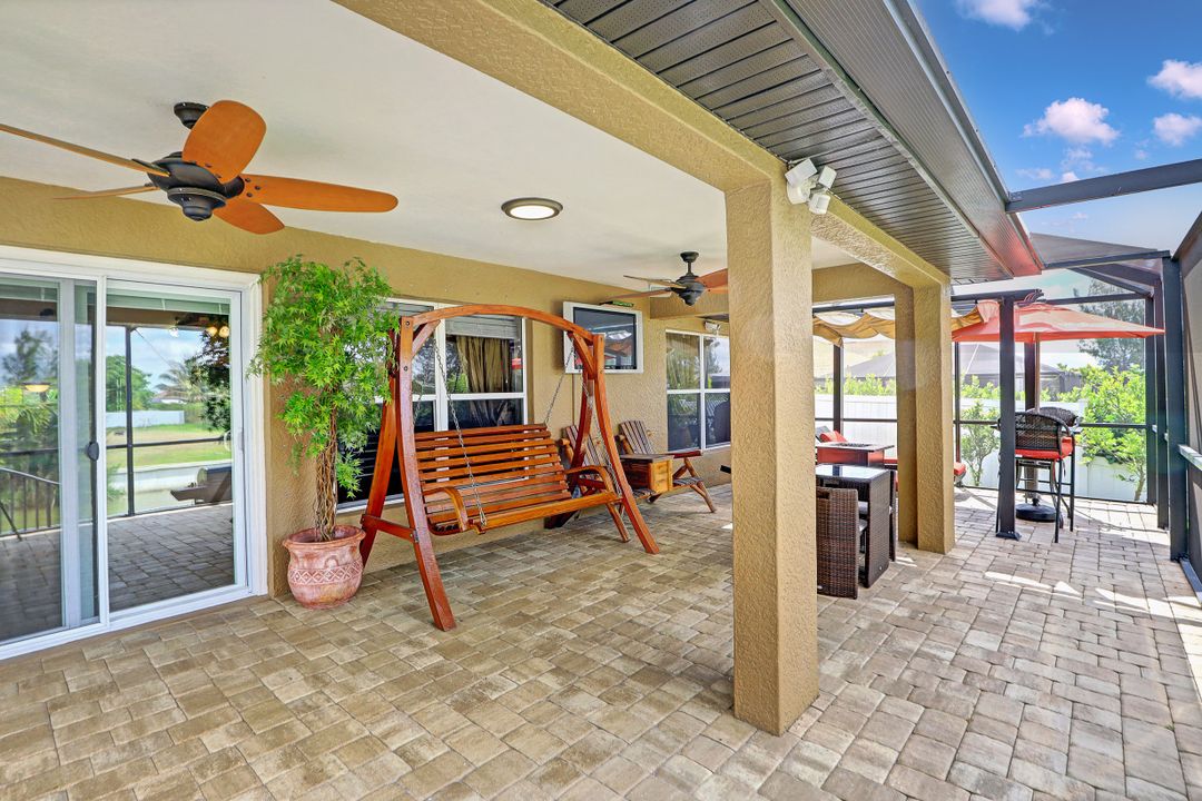 1218 SW 18th Ave, Cape Coral, FL 33991