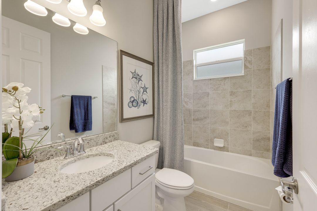 15991 Leaning Pine Ln, Punta Gorda, FL 33982