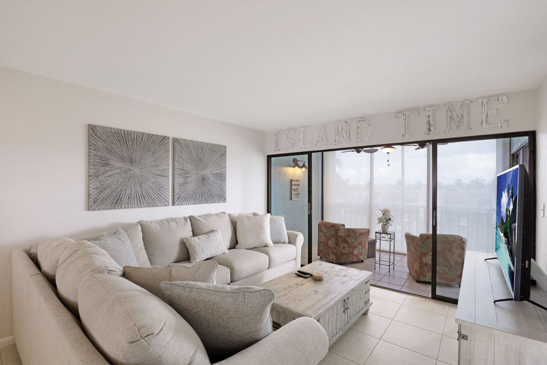 1012 Anglers Cove #404, Marco Island, FL 34145