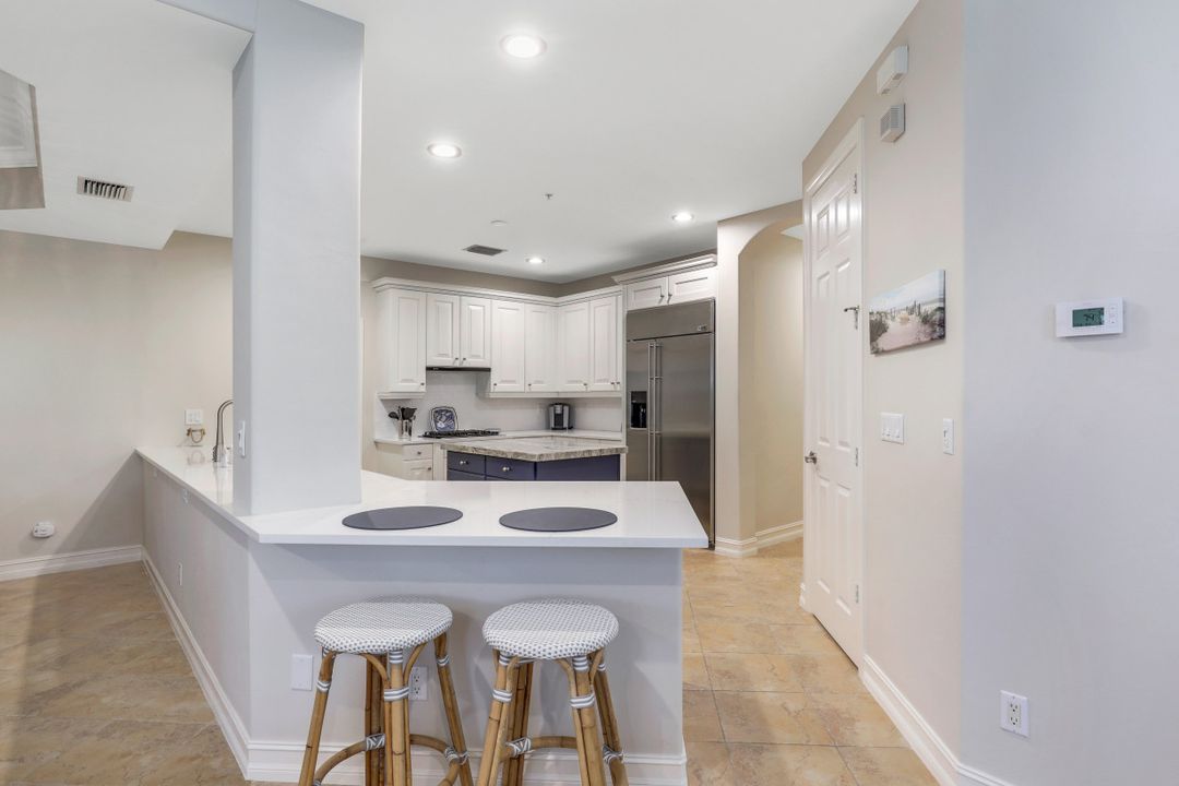 2882 Castillo Ct  #101, Naples, FL 34109