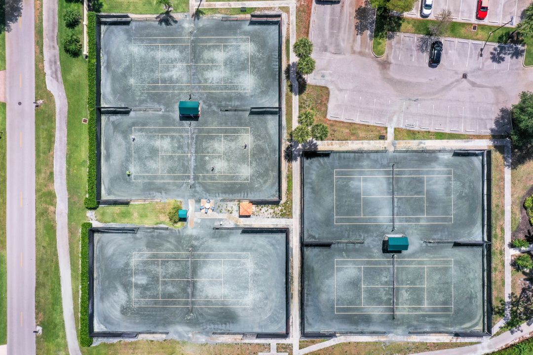 9111 Las Maderas Dr, Bonita Springs, FL 34135