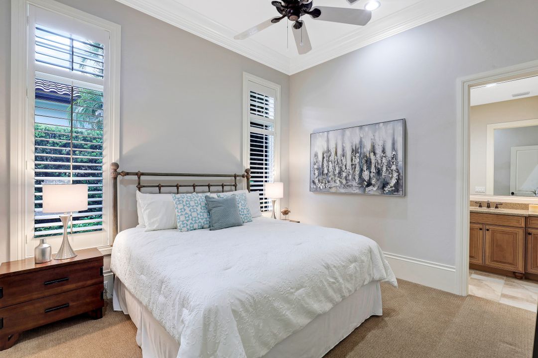 2228 Miramonte Ct, Naples, FL 34105