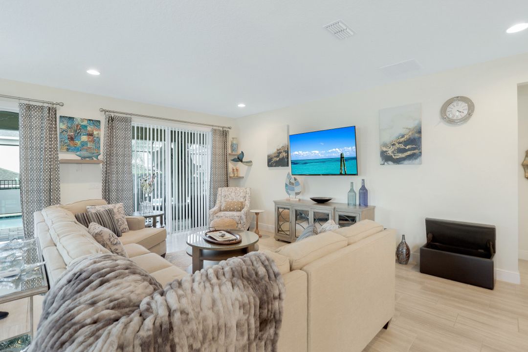 7586 Marker Ave, Kissimmee, FL 34747