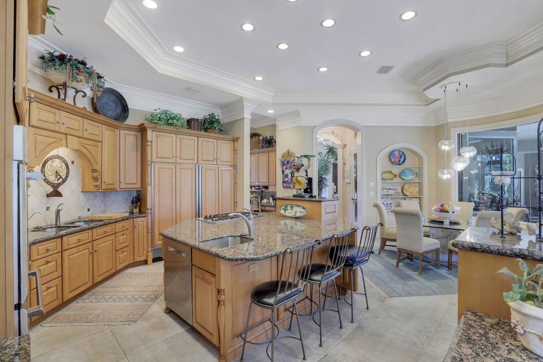 2904 Indigobush Way, Naples, FL 34105