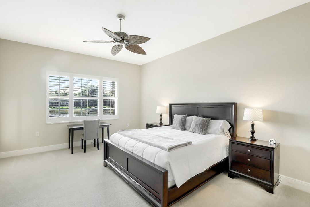 9224 Campanile Cir #101, Naples, FL 34114