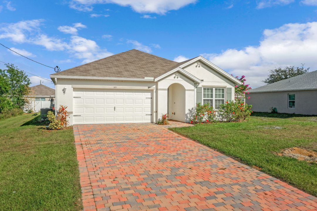 321 NW 11th St, Cape Coral, FL 33993