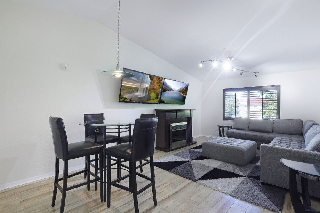 8244 Key Royal Cir #633, Naples, FL 34119