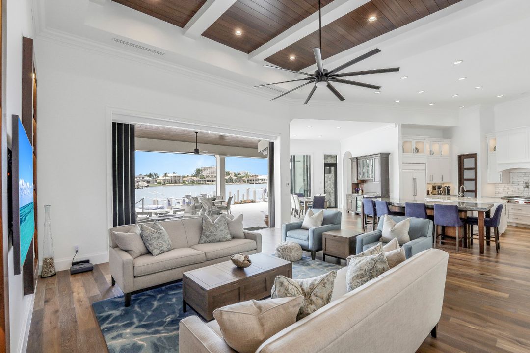 1001 Coronado Ct, Marco Island, FL 34145