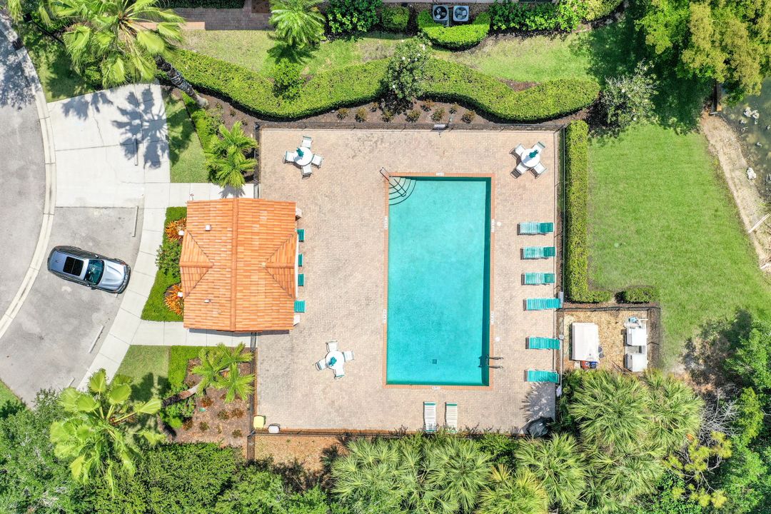 5610 Sherborn Dr #202, Naples, FL 34110