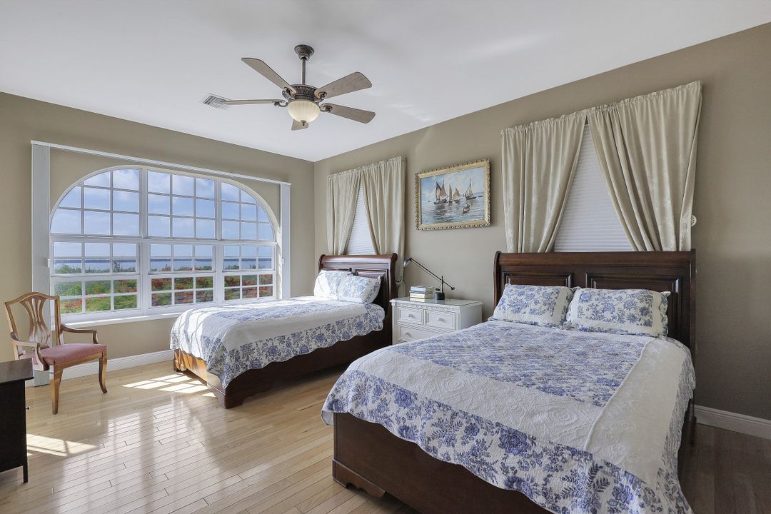 1827 Dogwood Dr, Marco Island, FL 34145