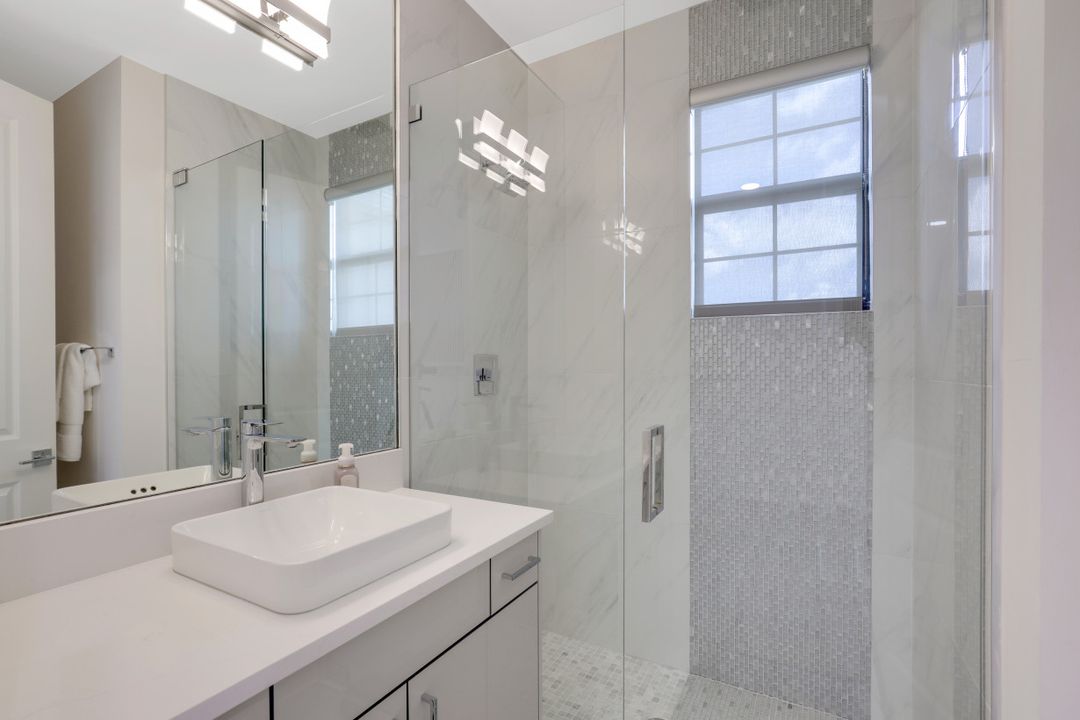 4448 Aurora St, Naples, FL 34119