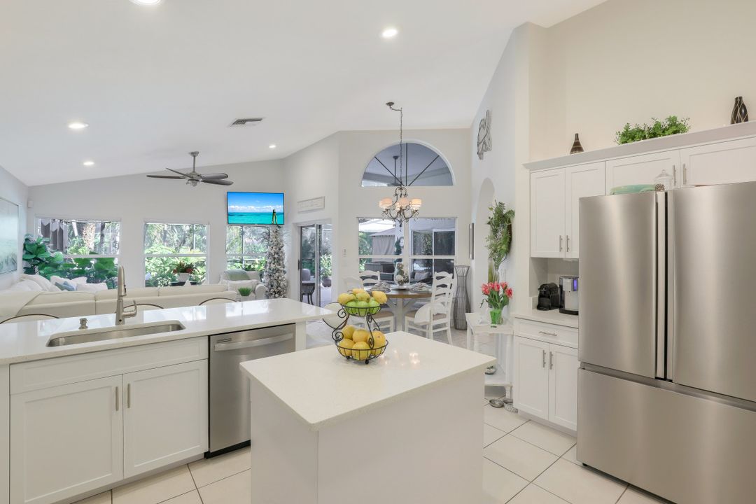 7008 Burnt Sienna Cir, Naples, FL 34109