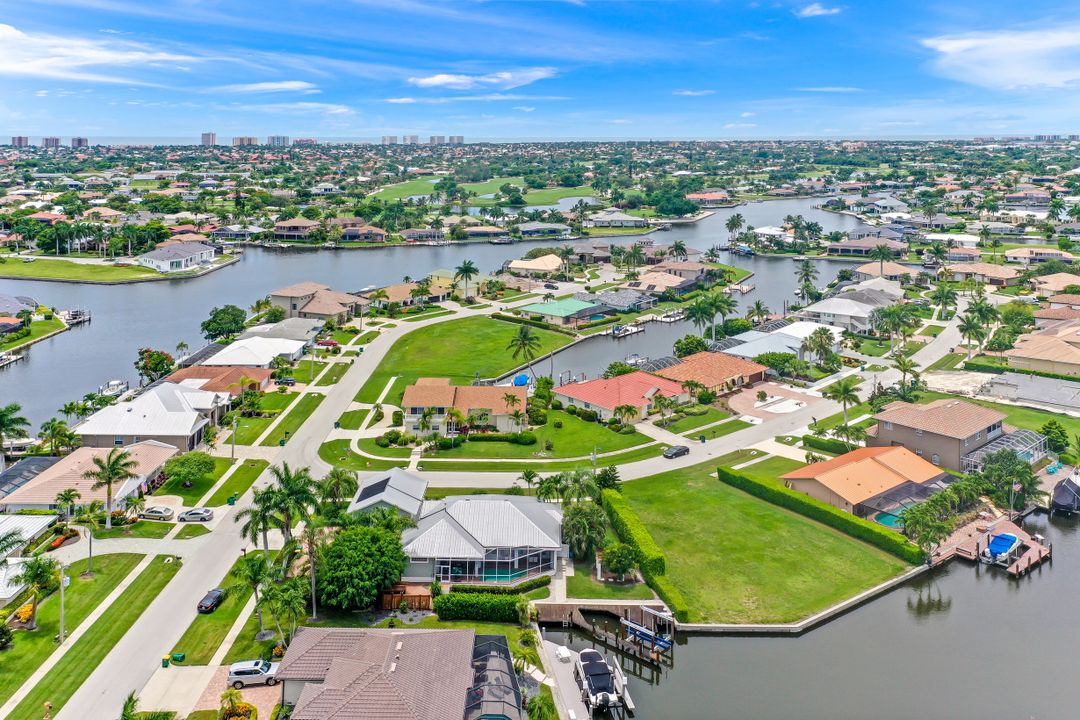 1767 Hummingbird Ct, Marco Island, FL 34145