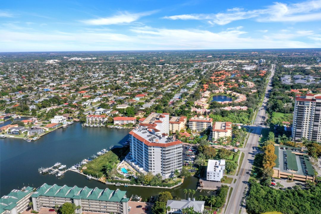 410 Flagship Dr #604, Naples, FL 34108