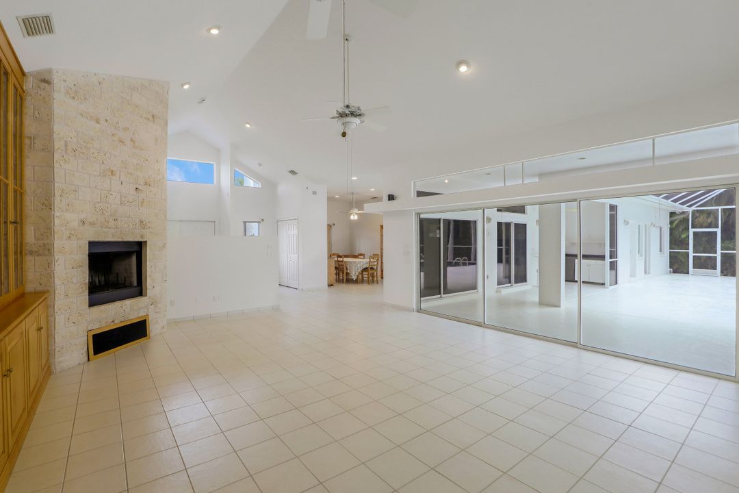 5364 Darby Ct, Cape Coral, FL 33904