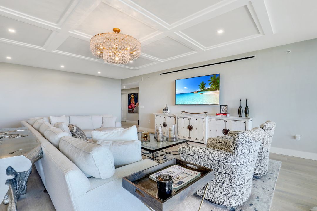 13915 Old Coast Rd #502, Naples, FL 34110