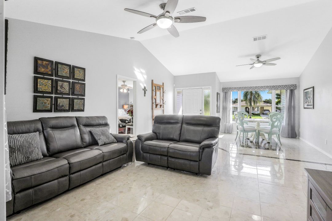 27968 Lance Dr, Bonita Springs, FL 34135