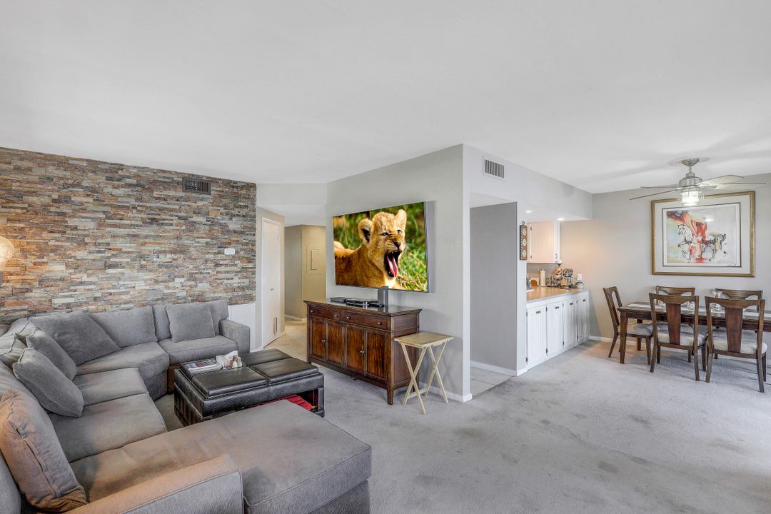 1901 Clifford St #Apt 1401, Fort Myers, FL 33901