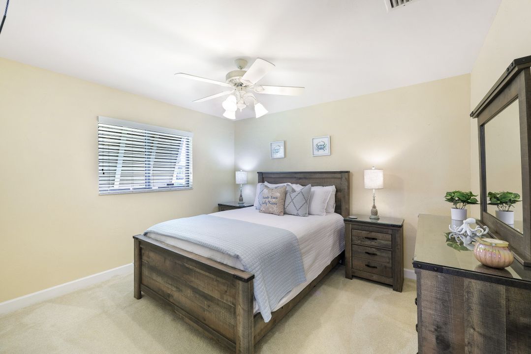 1427 SW 53rd Ln, Cape Coral, FL 33914