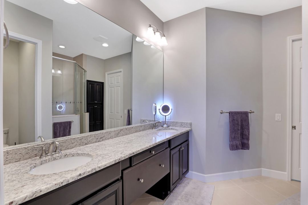 9124 Isla Bella Cir, Bonita Springs, FL 34135