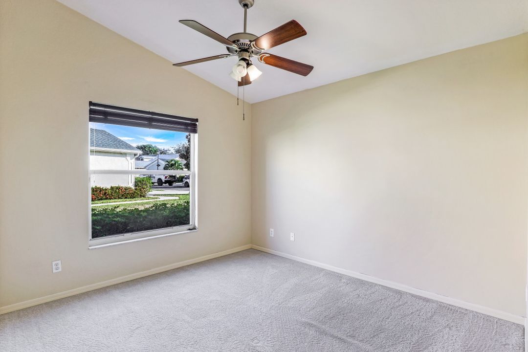 8388 Ibis Cove Cir, Naples, FL 34119