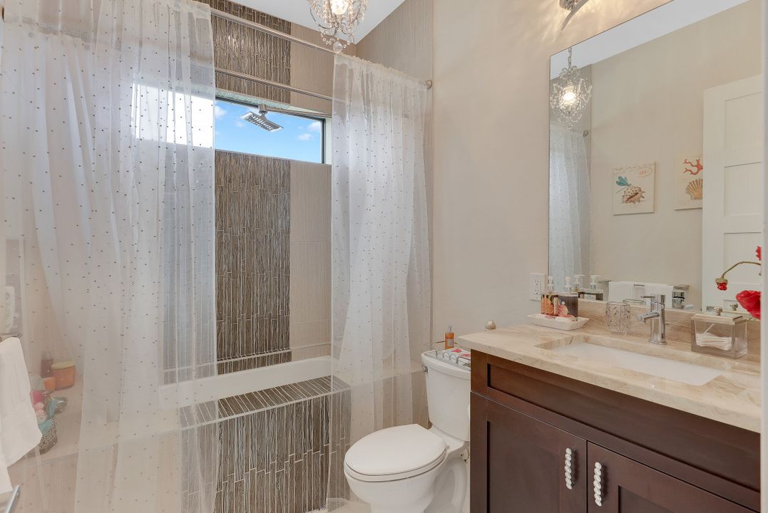 4812 Pelican Blvd, Cape Coral, FL 33914