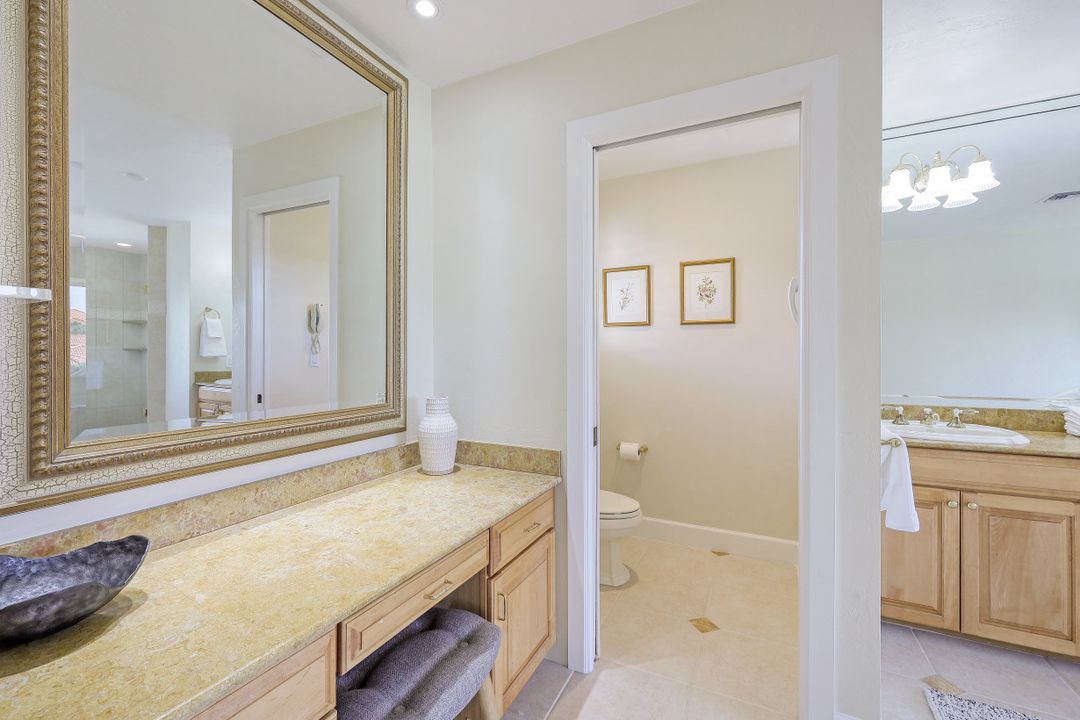 438 Lagoon Ave, Naples, FL 34108